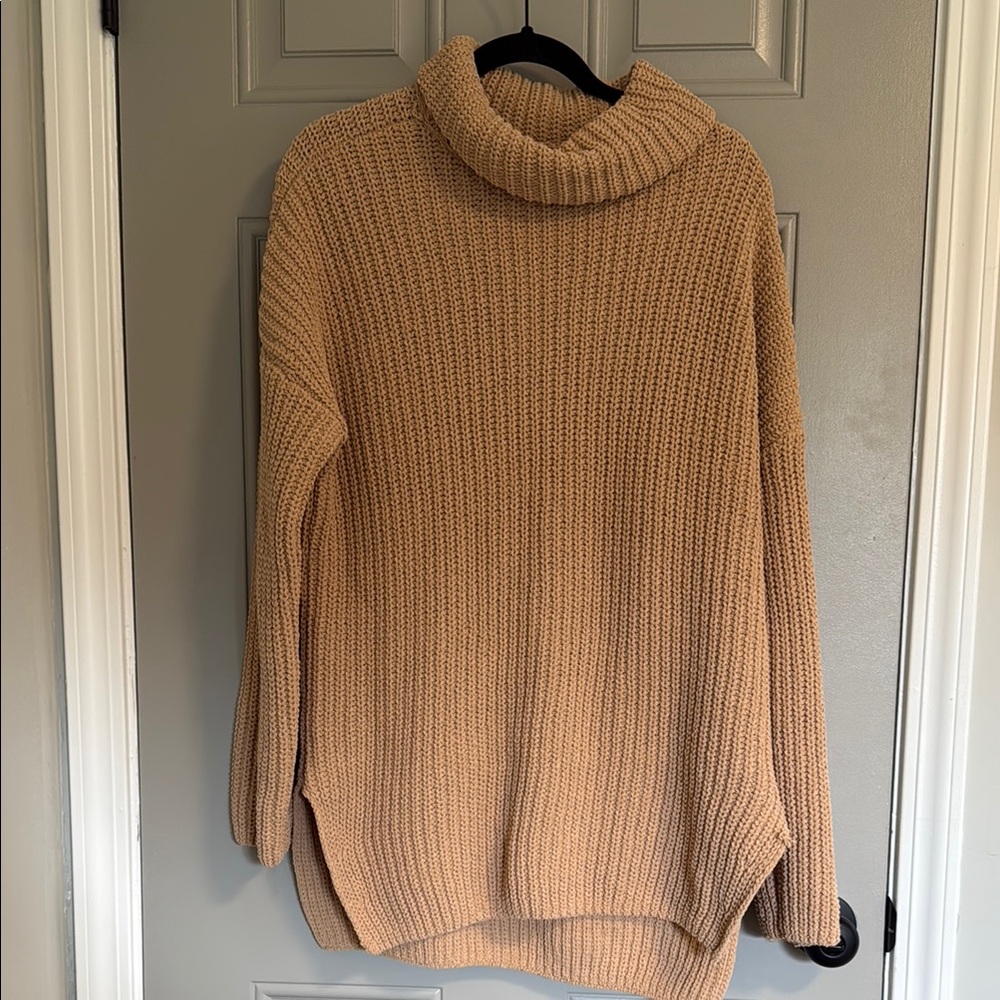 NWT Abercrombie Chunky Knit Tan Cowl Neck Sweater